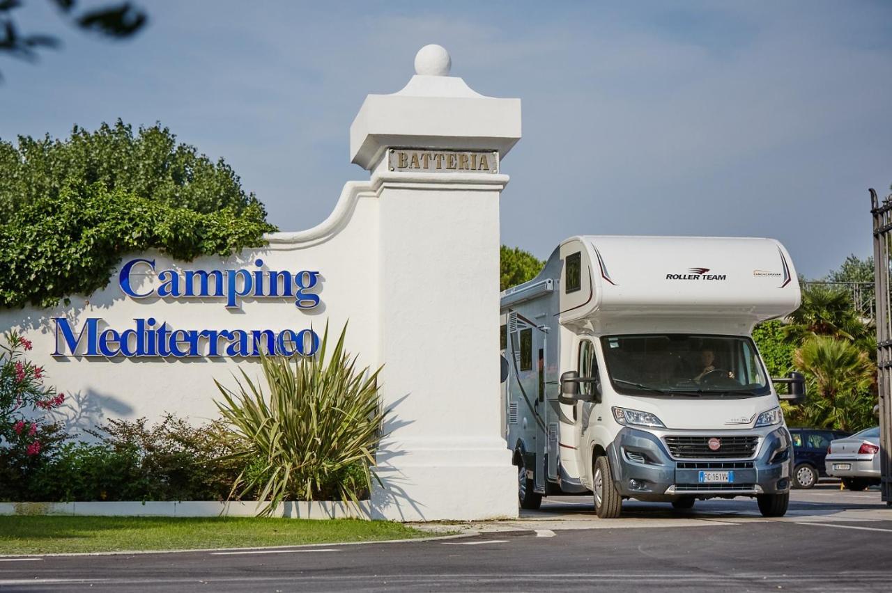 Mediterraneo Camping Village Каваллино Экстерьер фото